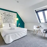 Mercure Centre Gare Montparnasse 4* パリ