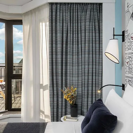 Hotel Mercure Centre Gare Montparnasse Paris