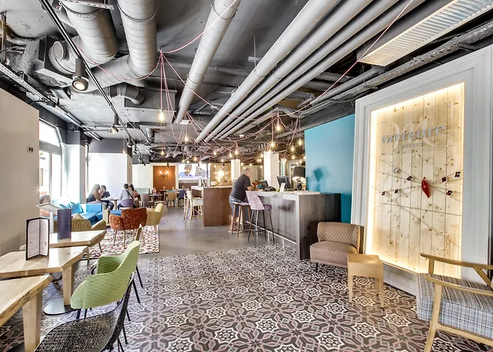 Mercure Centre Gare Montparnasse فندق 4*