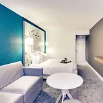 Mercure Centre Gare Montparnasse 4*