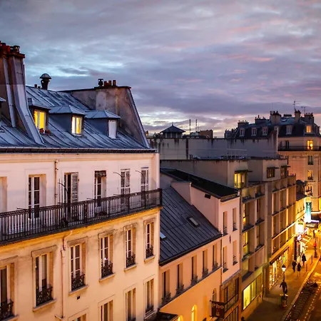 Mercure Centre Gare Montparnasse 4*