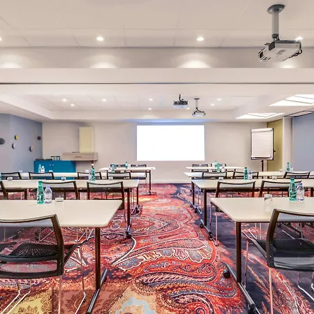 Mercure Centre Gare Montparnasse Hotel 4*