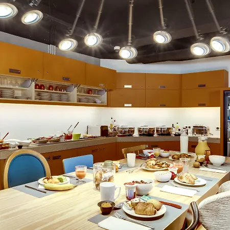 Mercure Centre Gare Montparnasse Paris