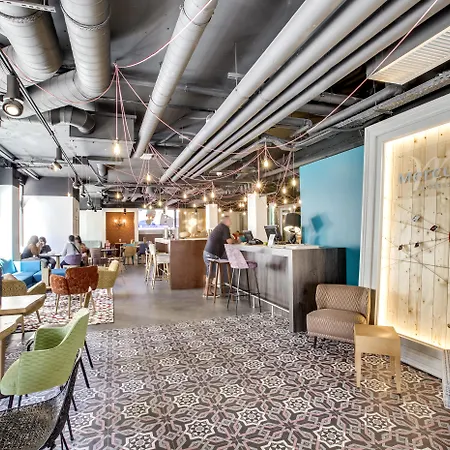 Mercure Centre Gare Montparnasse 호텔 4*