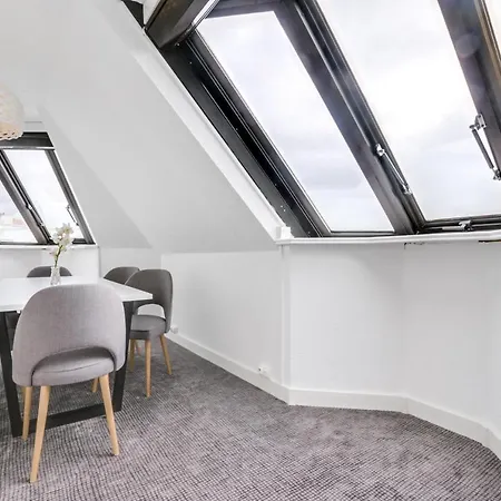 Mercure Centre Gare Montparnasse Hotel 4*