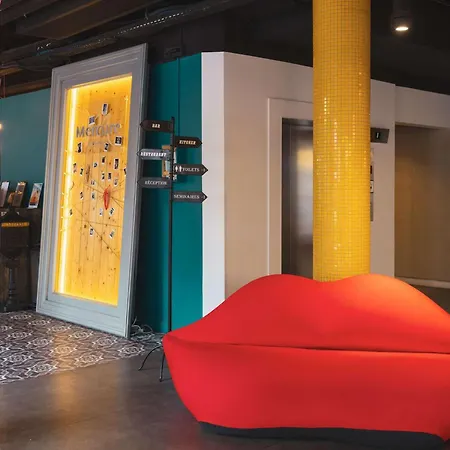 Hotel Mercure Centre Gare Montparnasse 4*