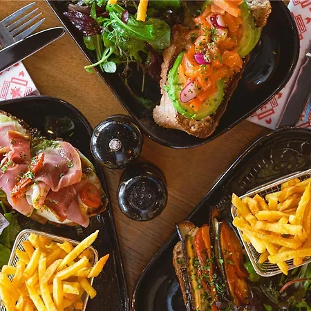 Mercure Centre Gare Montparnasse 4* باريس