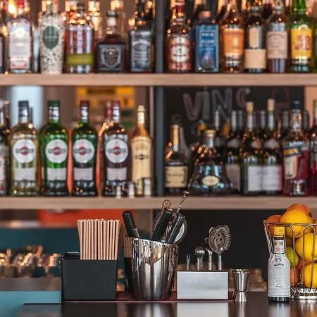 Mercure Centre Gare Montparnasse فندق 4*