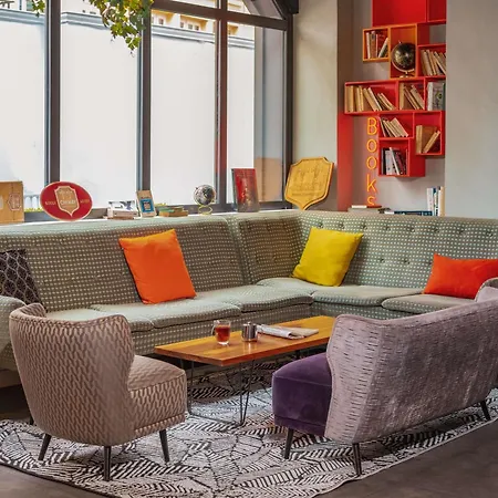 Mercure Centre Gare Montparnasse ホテル パリ