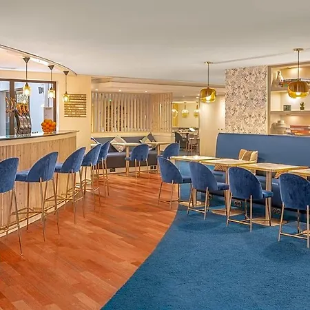 Mercure Centre Gare Montparnasse Hotel