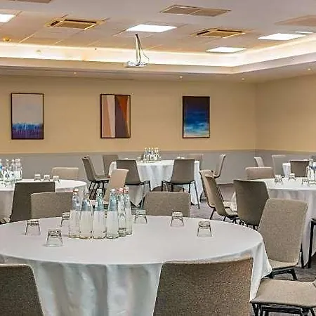 Mercure Centre Gare Montparnasse 4*