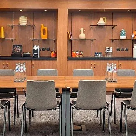 Mercure Centre Gare Montparnasse 4*