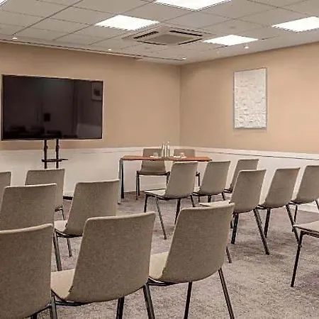 Hotel Mercure Centre Gare Montparnasse 4*