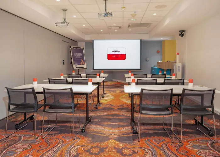 Mercure Gare Montparnasse 4*